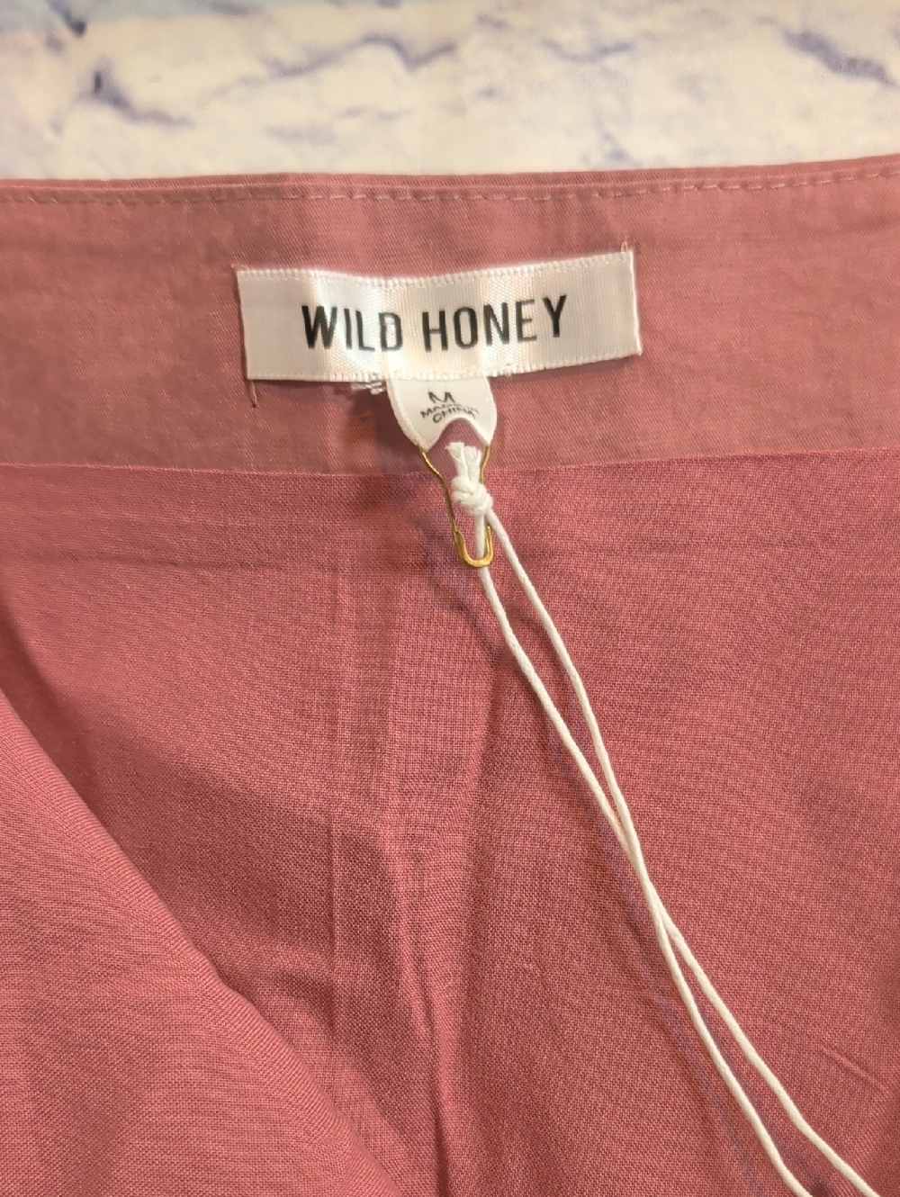 NWT Wild Honey Rose Pink Ruffle Hem Mini Skirt - Size Medium - Picture 3 of 5